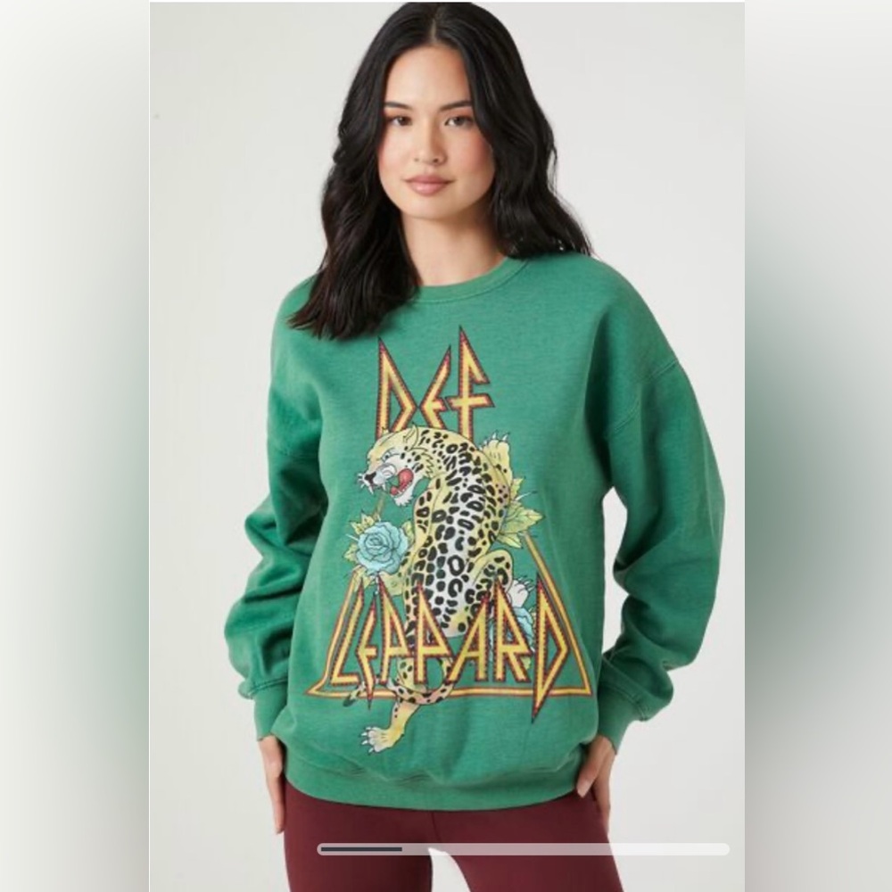 Forever 21 Fleece Def Leppard Graphic Pullover SZ M New With Tag
